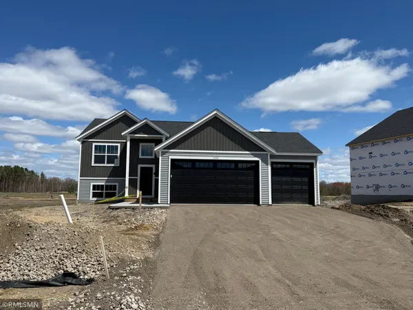 $424,900 | 1555 Meadows Drive Northeast, East Bethel, MN 55011