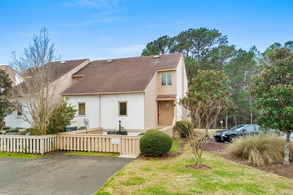 $2,200 | 4088 Fairway Lakes Drive, Myrtle Beach, SC 29577