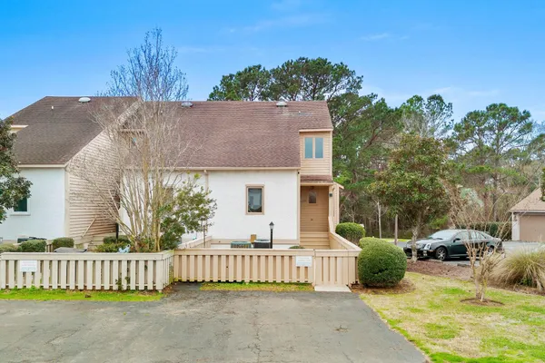 $2,200 | 4088 Fairway Lakes Drive, Myrtle Beach, SC 29577