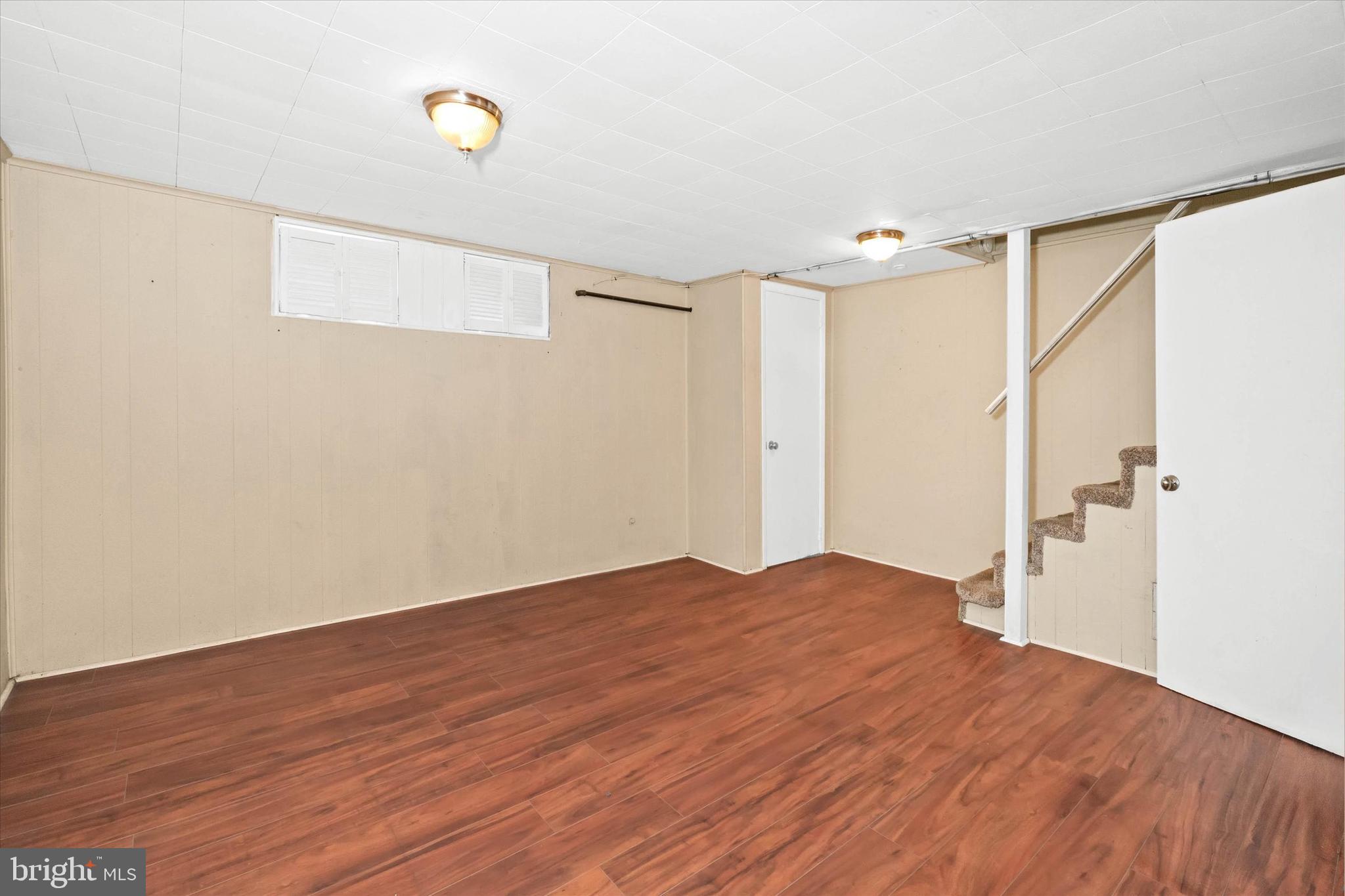 1950 Prospect Road Wilmington, DE 19805 - Photo 22 of 27 a view of empty room with wooden floor and fan