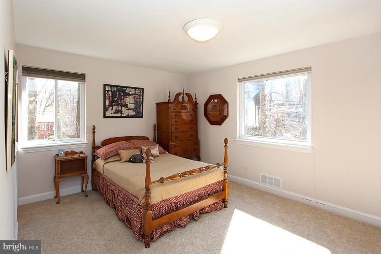 6509 Goldsboro Road Bethesda, MD 20817 - Photo 24 of 30 First Floor En Suite Bedroom