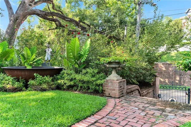 $1,900,000 | 310 North Wall Street, Natchez, MS 39120