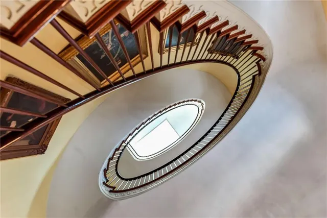 $1,900,000 | 310 North Wall Street, Natchez, MS 39120