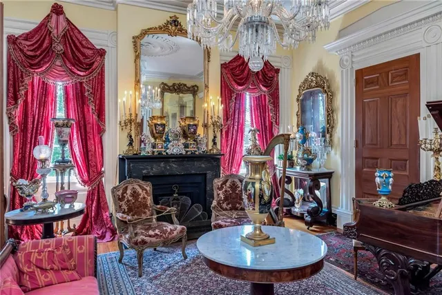 $1,900,000 | 310 North Wall Street, Natchez, MS 39120