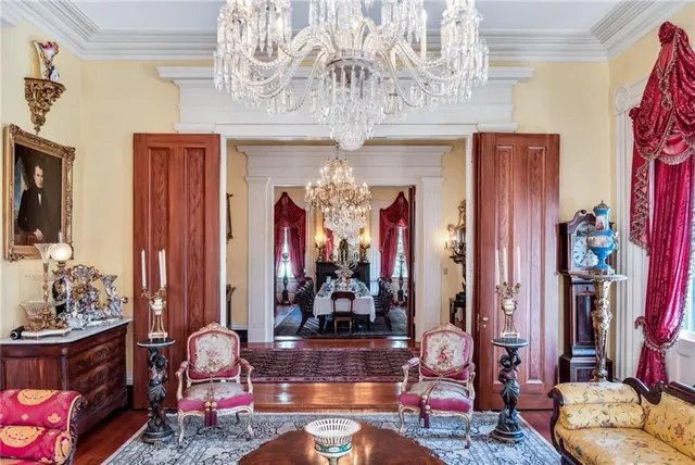 $1,900,000 | 310 North Wall Street, Natchez, MS 39120