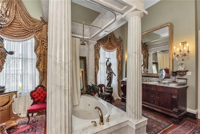 $1,900,000 | 310 North Wall Street, Natchez, MS 39120