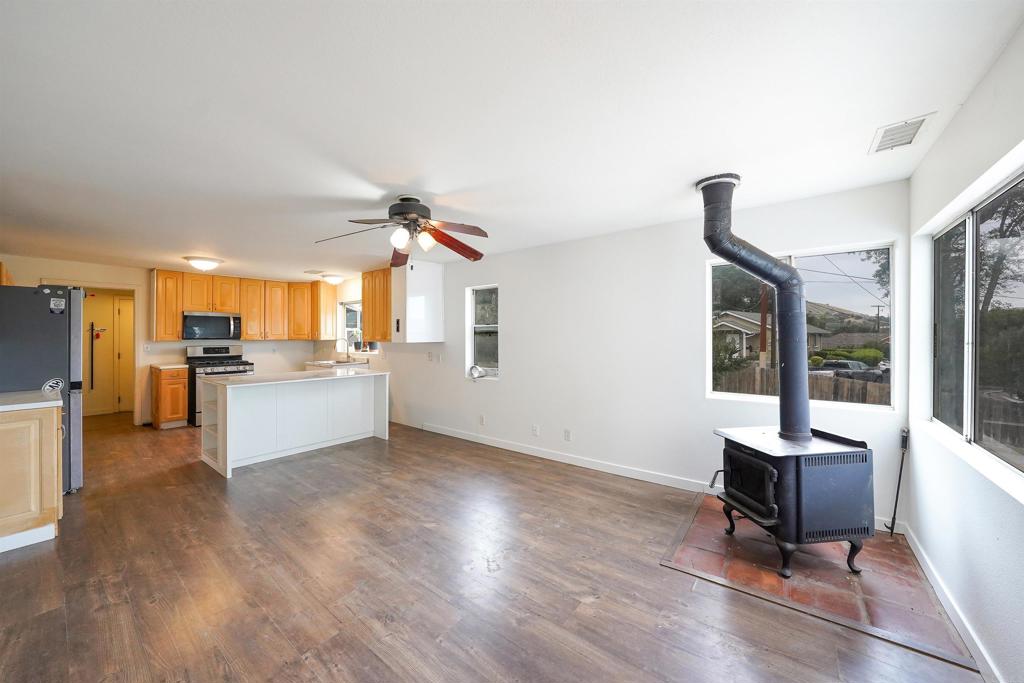 131 Ransom Hill Lane Ramona, CA 92065 - Photo 9 of 43