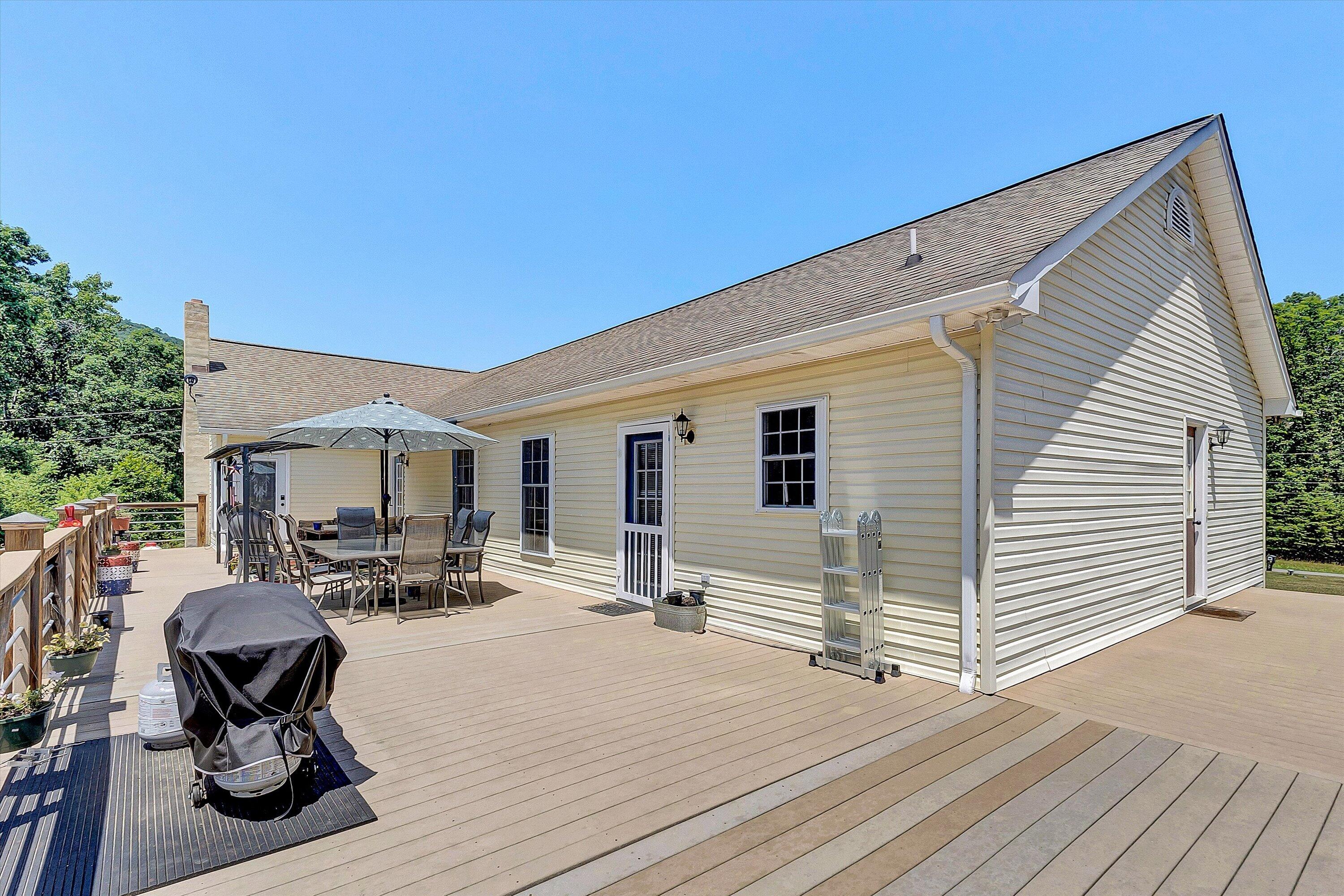 271 Camp Mitchell Road New Castle, VA 24127 - Photo 22 of 40 22-201A0162