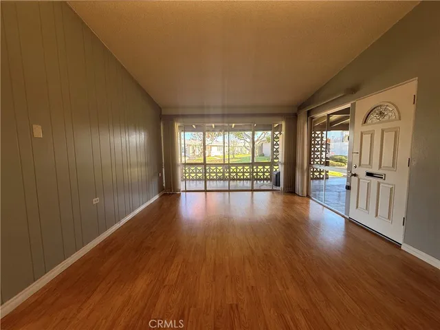 $309,000 | 13160 Nassau Drive, Unit 211H, Seal Beach, CA 90740