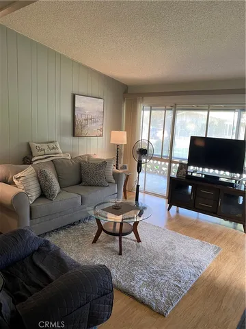 $309,000 | 13160 Nassau Drive, Unit 211H, Seal Beach, CA 90740