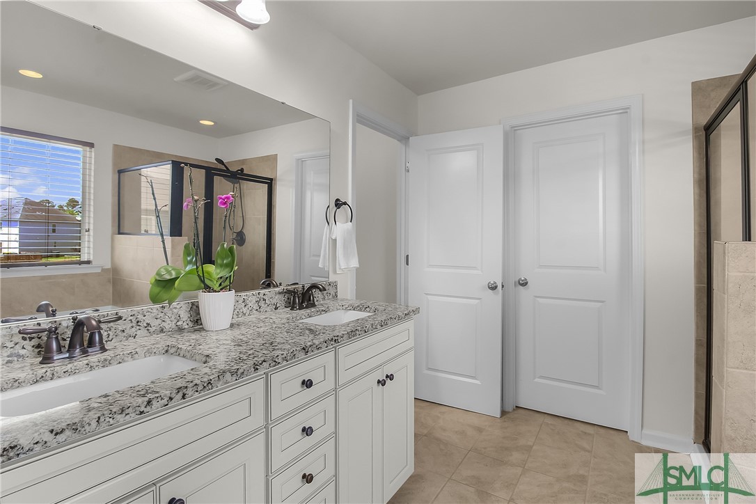 106 Savanna Drive Pooler, GA 31322 - Photo 21 of 48 Primary Bathroom