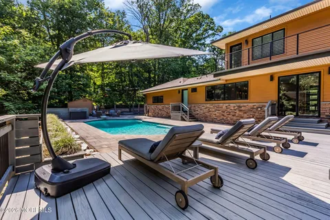 $2,295,000 | 17 Hidden Hollow Terrace, Holmdel, NJ 07733