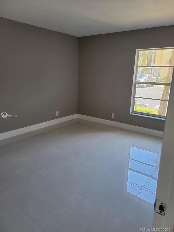 470 Northwest 20th Street, Unit 1040 Boca Raton, FL 33431 - Photo 11 of 20 Apt-pic-12