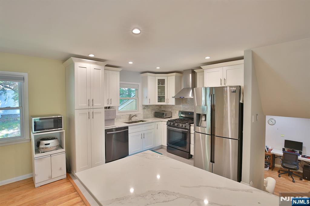 124 Lenox Avenue Demarest, NJ 07627 - Photo 10 of 30