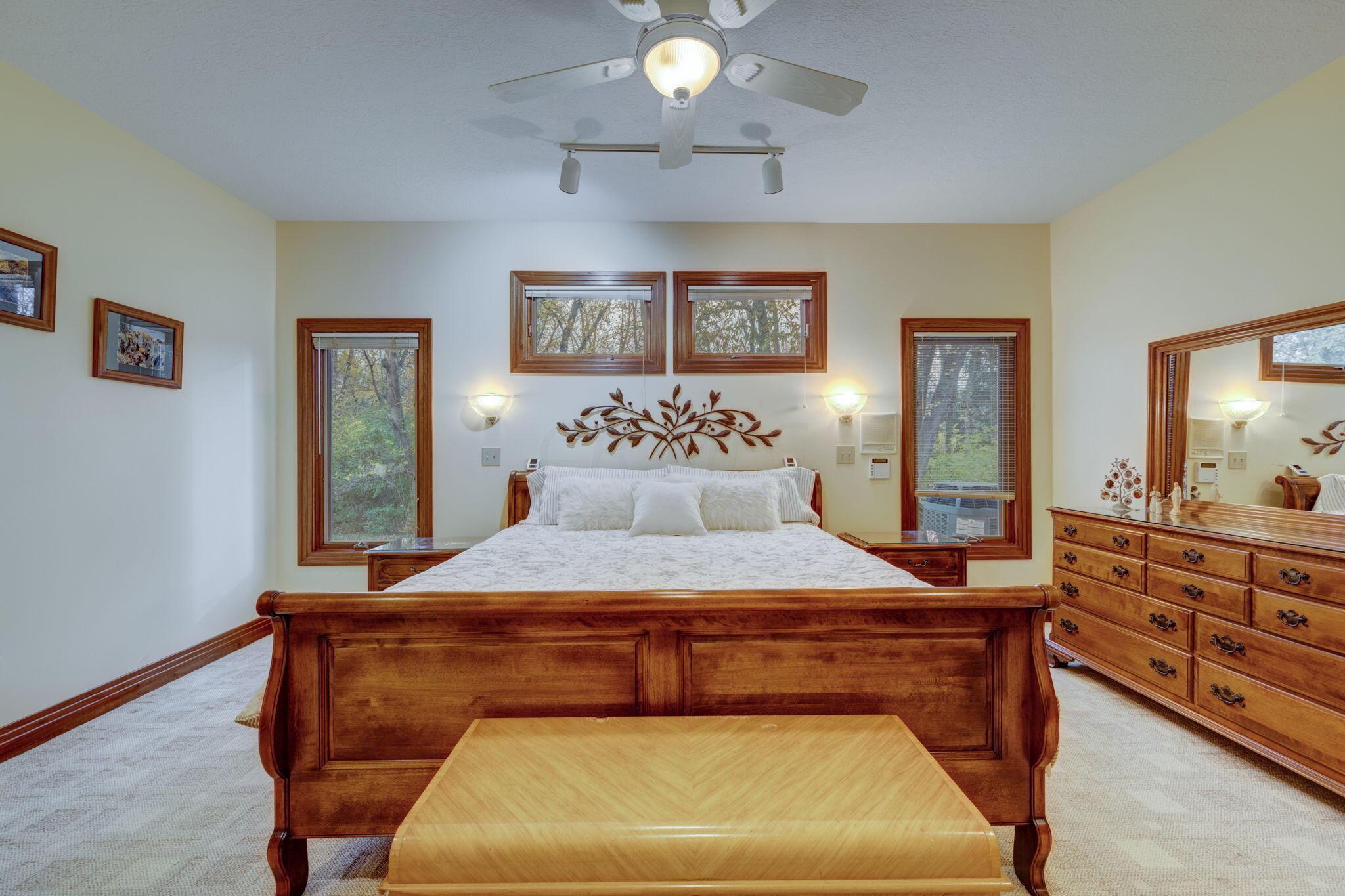 360 Kingsbury Road Delaware, OH 43015 - Photo 21 of 41 Primary Suite