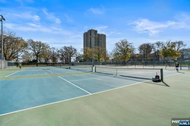 $3,500 | 7855 Boulevard East, Unit 28L, North Bergen, NJ 07047