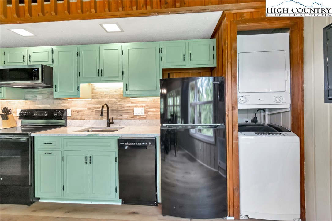 104 Hornbeam Road Beech Mountain, NC 28604 - Photo 6 of 40