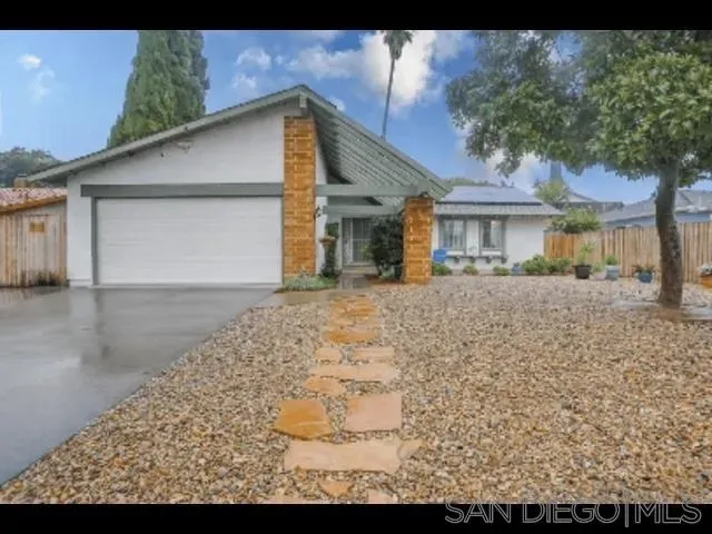 $3,995 | 1140 Harding Street, Escondido, CA 92027