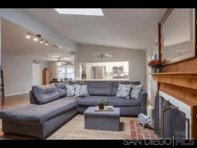 $3,995 | 1140 Harding Street, Escondido, CA 92027