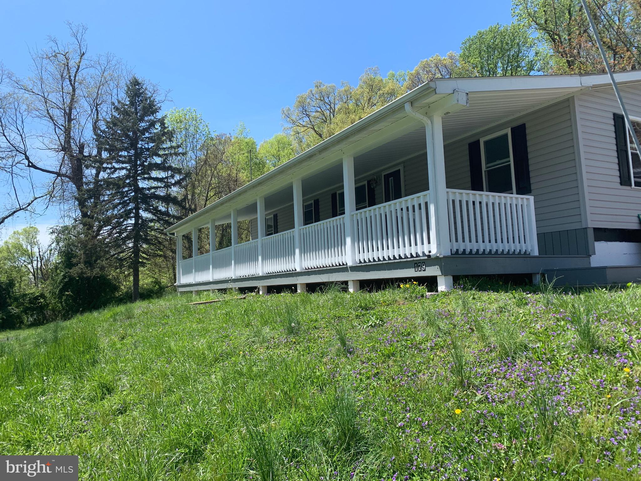 179 Creek Road Manchester, PA 17345 - Photo 1 of 32 Gallery Image 1