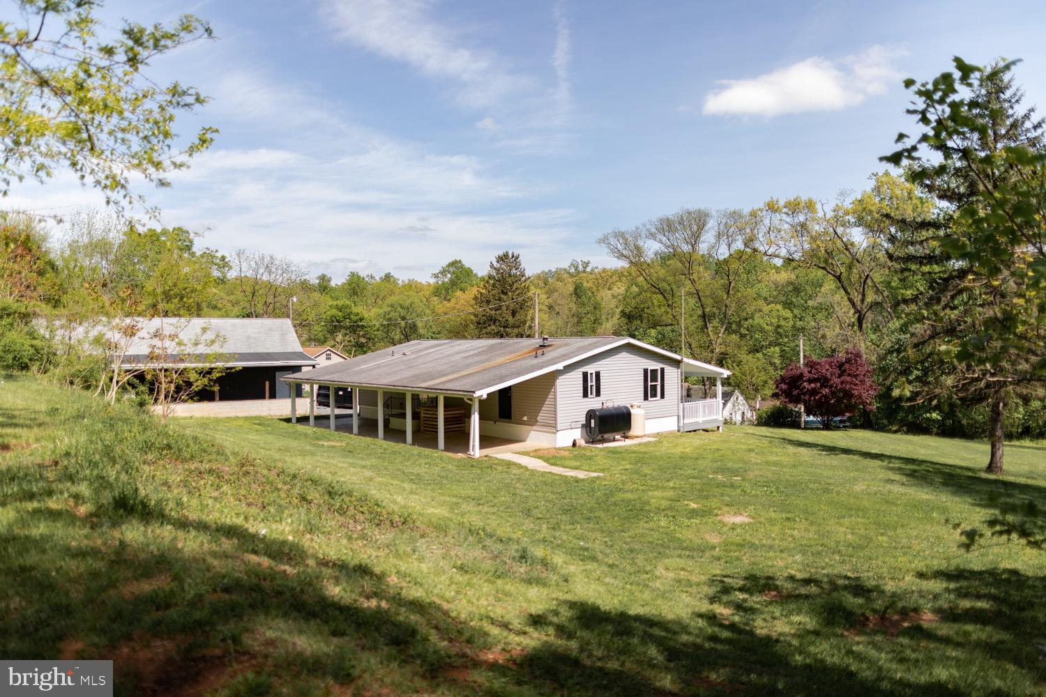 179 Creek Road Manchester, PA 17345 - Photo 14 of 32 Gallery Image 14