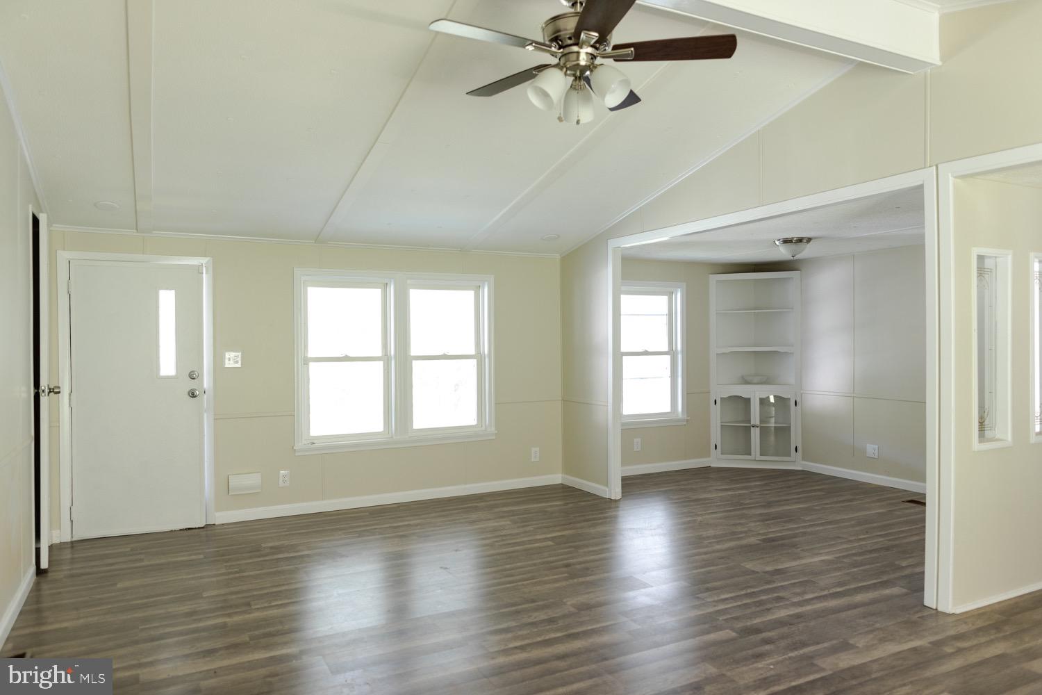 179 Creek Road Manchester, PA 17345 - Photo 19 of 32 Gallery Image 19