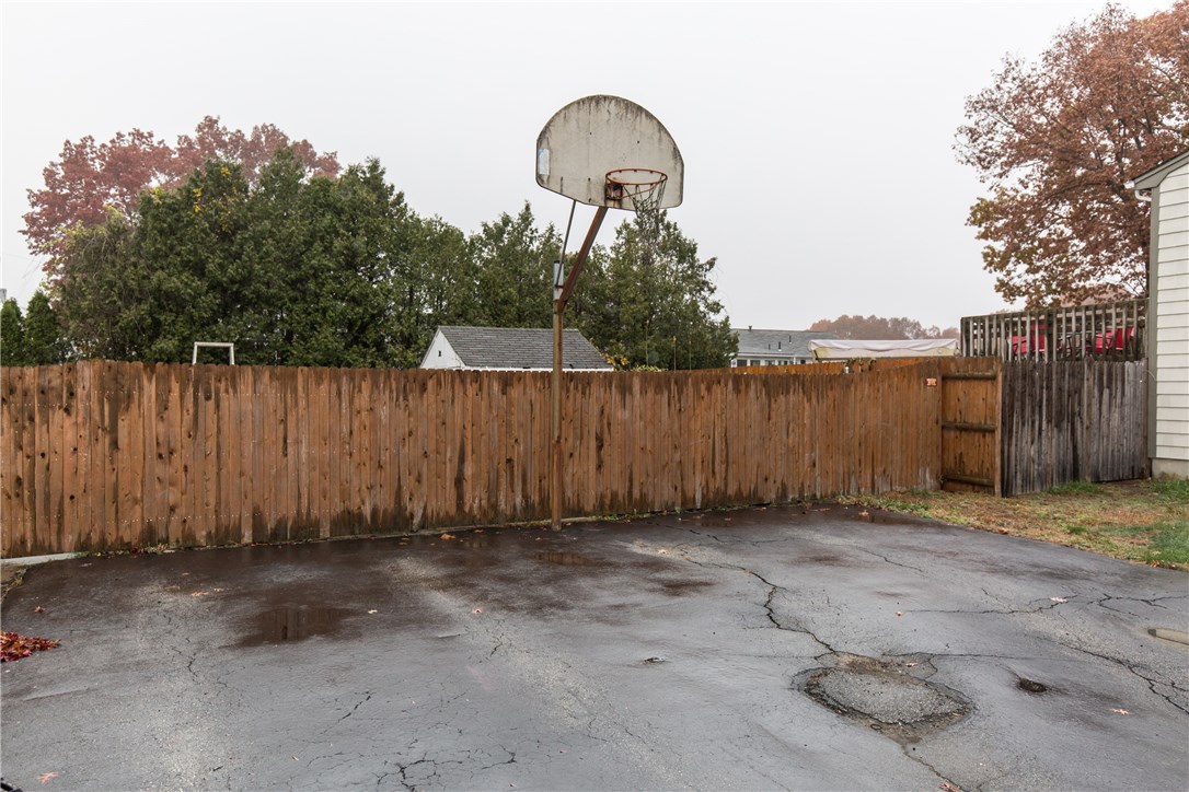21 Hardpoint Road Cranston, RI 02920 - Photo 24 of 24 Driveway