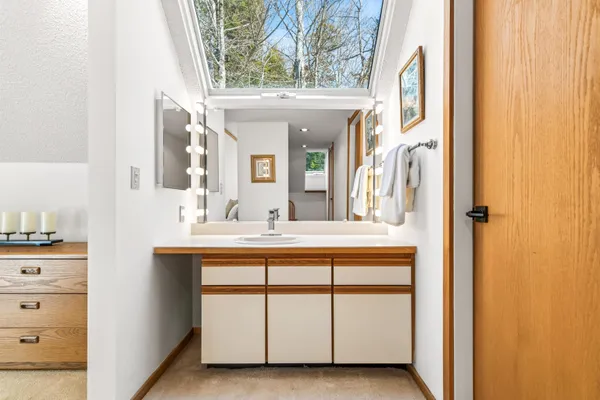 $815,000 | 74 Pond View Road, Winhall, VT 05340