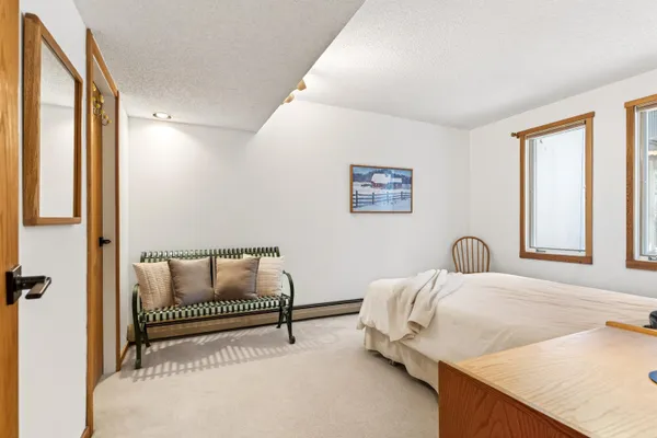 $815,000 | 74 Pond View Road, Winhall, VT 05340