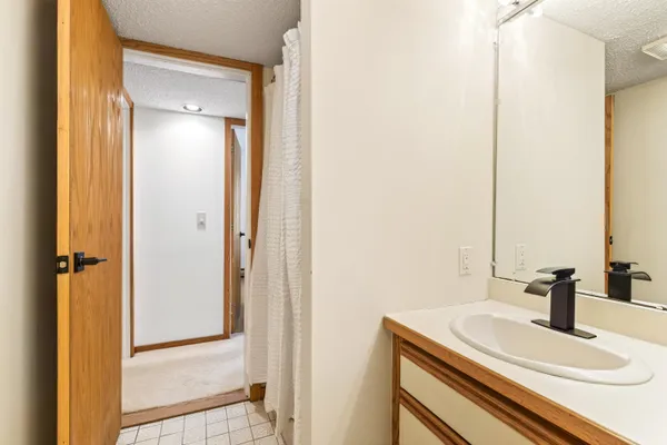 $815,000 | 74 Pond View Road, Winhall, VT 05340