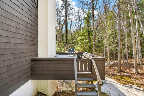 $815,000 | 74 Pond View Road, Winhall, VT 05340