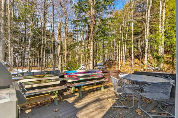 $815,000 | 74 Pond View Road, Winhall, VT 05340