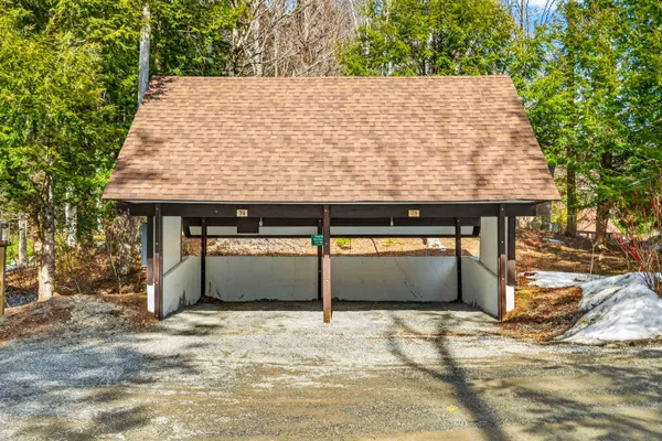 $815,000 | 74 Pond View Road, Winhall, VT 05340