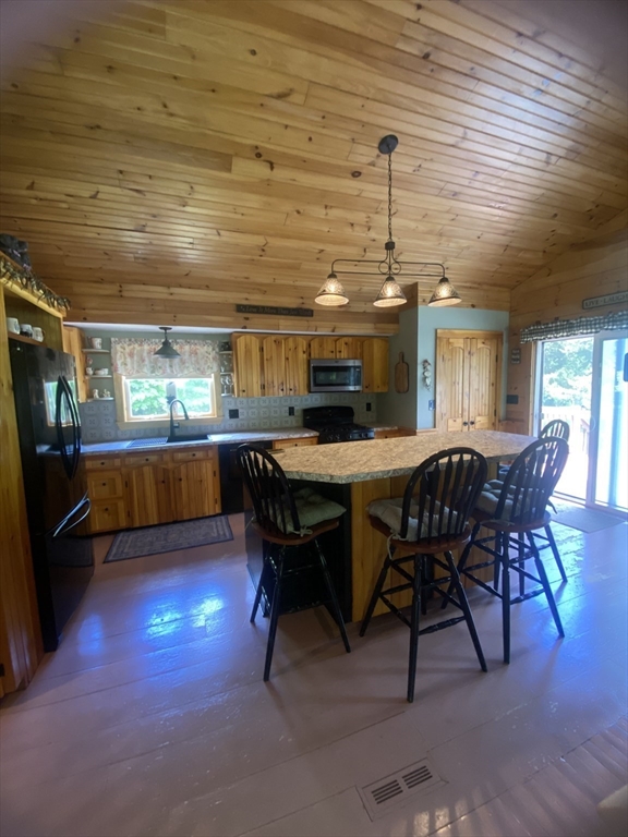 9 Pine City Road Carver, MA 02330 - Photo 5 of 37 Gallery Image 5