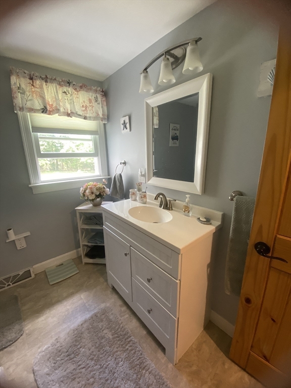 9 Pine City Road Carver, MA 02330 - Photo 9 of 37 Gallery Image 9