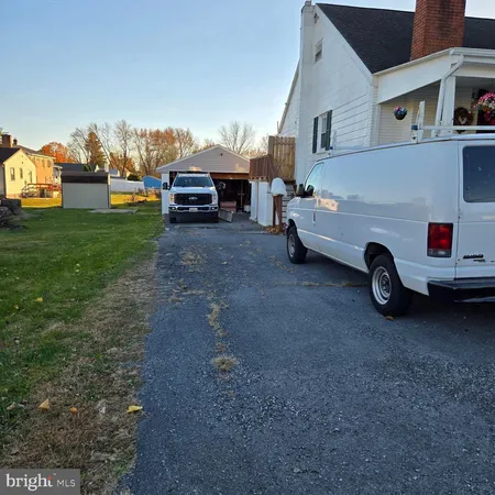$385,000 | 18023 Alpine Drive, Maugansville, MD 21767
