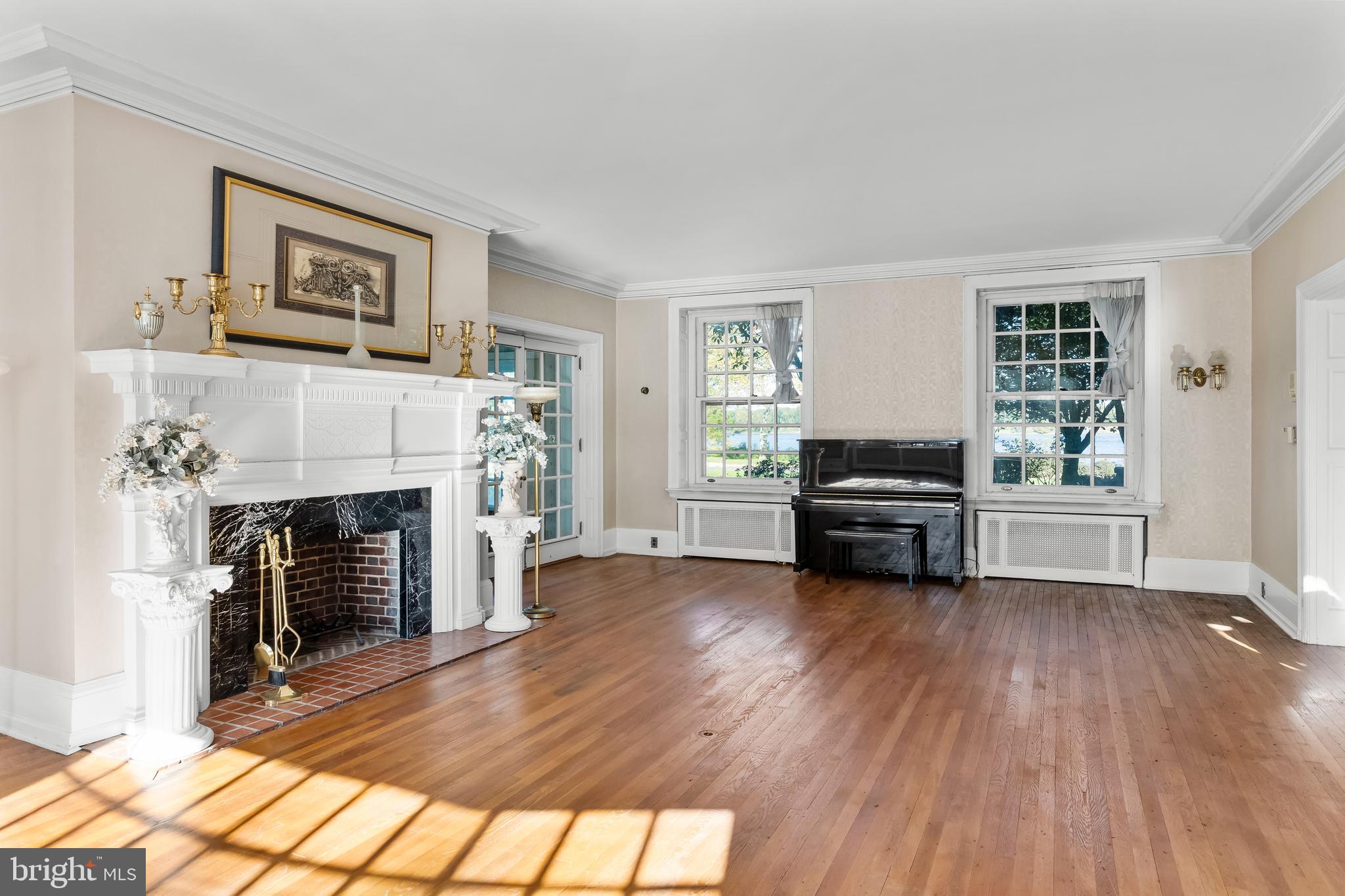 815 Delaware Avenue Delanco, NJ 08075 - Photo 12 of 72