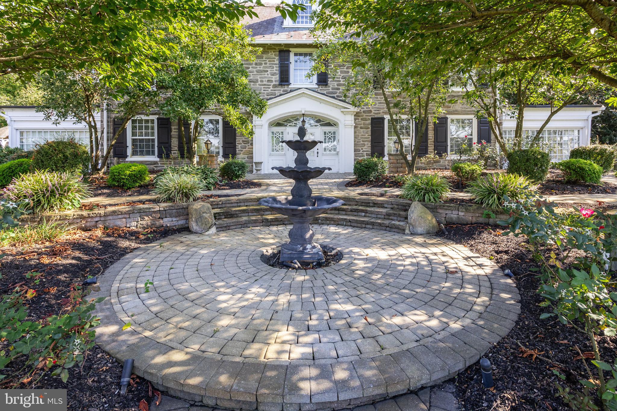 815 Delaware Avenue Delanco, NJ 08075 - Photo 4 of 72