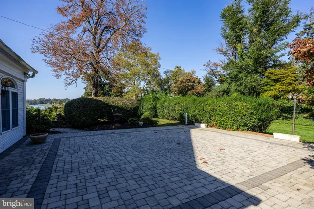 $995,000 | 815 Delaware Avenue, Delanco, NJ 08075