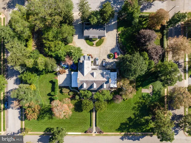 $995,000 | 815 Delaware Avenue, Delanco, NJ 08075