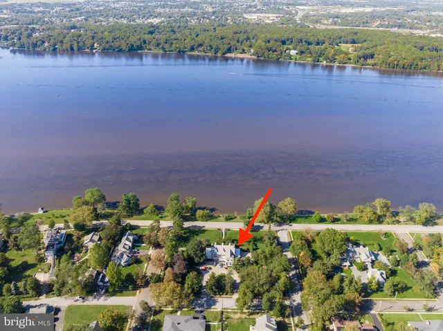 $995,000 | 815 Delaware Avenue, Delanco, NJ 08075