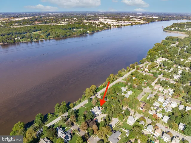 $995,000 | 815 Delaware Avenue, Delanco, NJ 08075