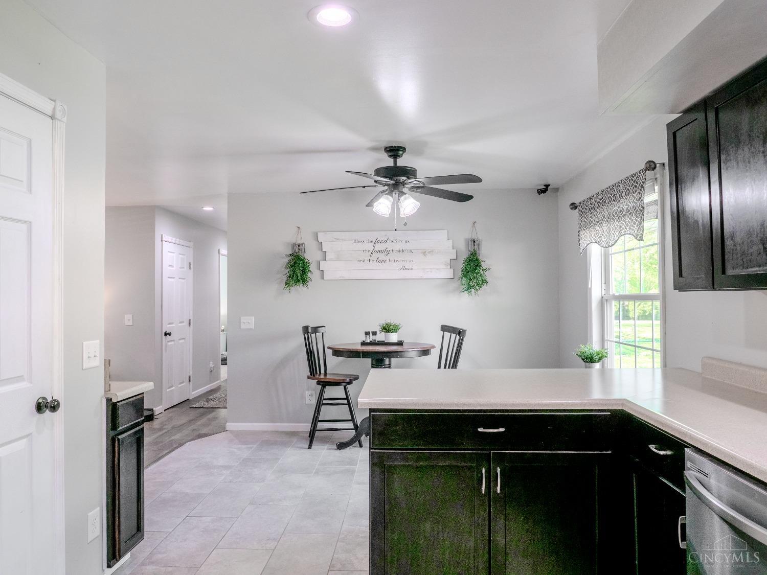 7465 Barret Road West Chester, OH 45069 - Photo 9 of 30 Gallery Image 9