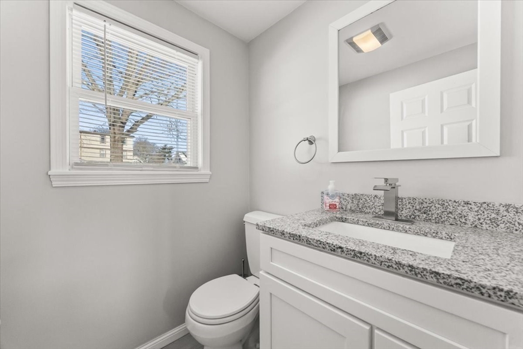 46 R Avon Street Taunton, MA 02780 - Photo 20 of 32 Gallery Image 20