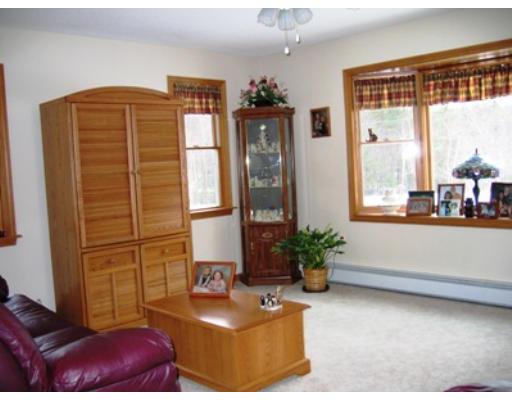 8 St Claire Road Brimfield, MA 01010 - Photo 4 of 19 Gallery Image 4