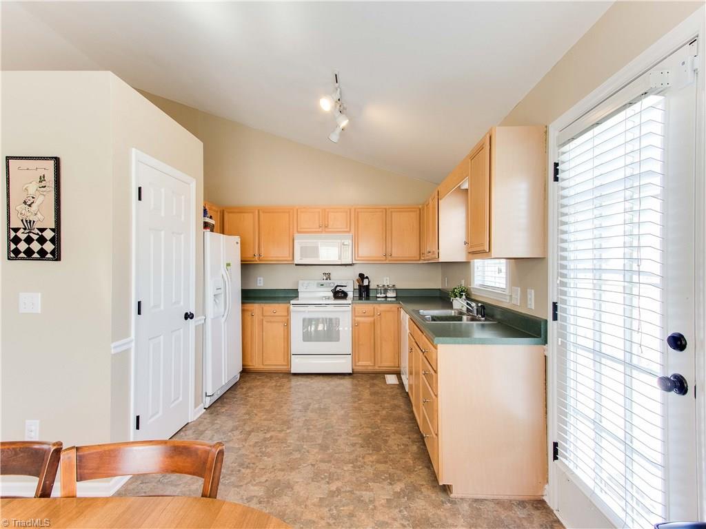 6028 Old Plank Road High Point, NC 27265 - Photo 10 of 29 Gallery Image 10