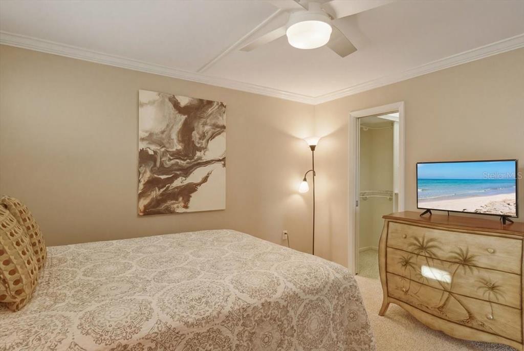 633 Alhambra Road, Unit 301 Venice, FL 34285 - Photo 51 of 76 Gallery Image 51