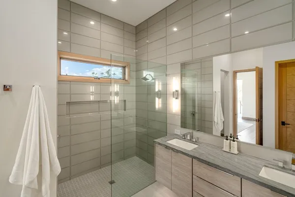 $9,395,000 | 144 Halau Place, Kihei, HI 96753