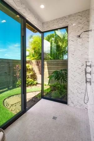 $9,395,000 | 144 Halau Place, Kihei, HI 96753