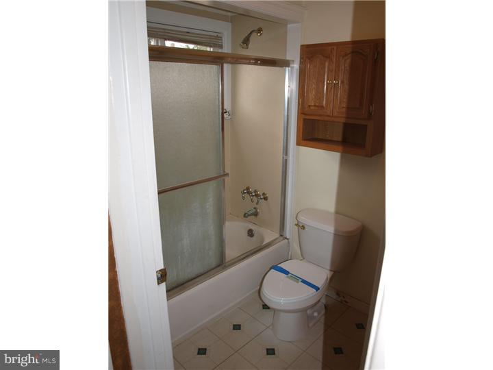 28 Granite Road Levittown, PA 19057 - Photo 9 of 12 Bathroom